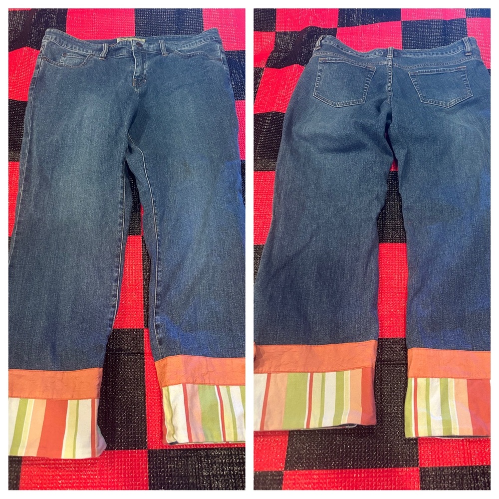 Too She She Crop jeans size 12
Inseam 26”
